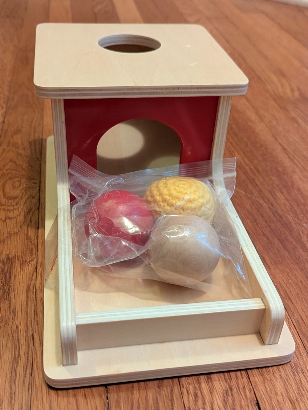 Montessori Wooden Object Permanence Box with 3 Balls - Picture 3 of 7